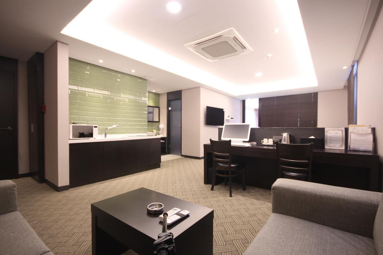 Mbn Hotel Чангуон Екстериор снимка